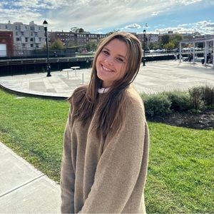 Meet your Posher, Brittney